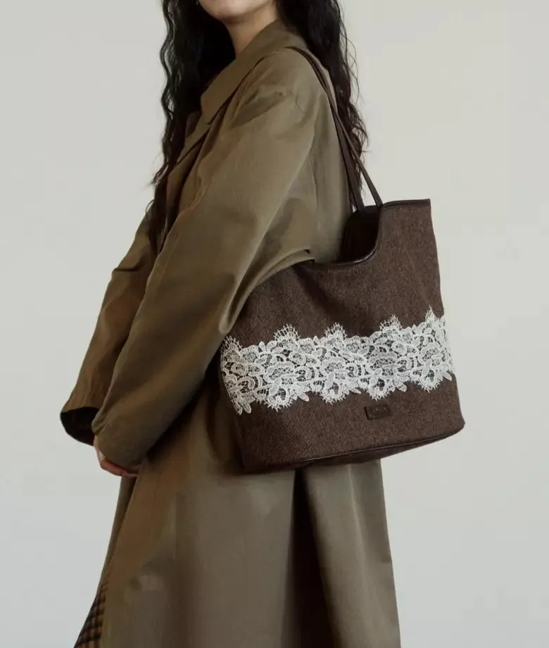 CAMELLIA lace woolen tote bag