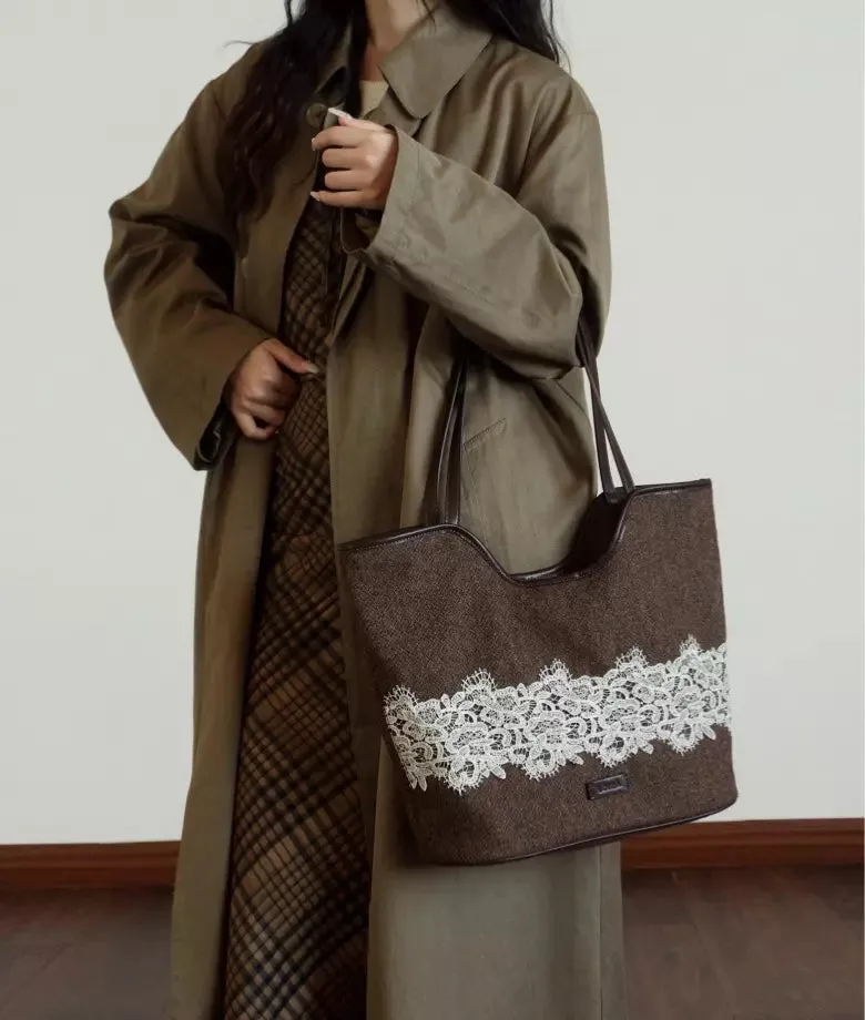 CAMELLIA lace woolen tote bag