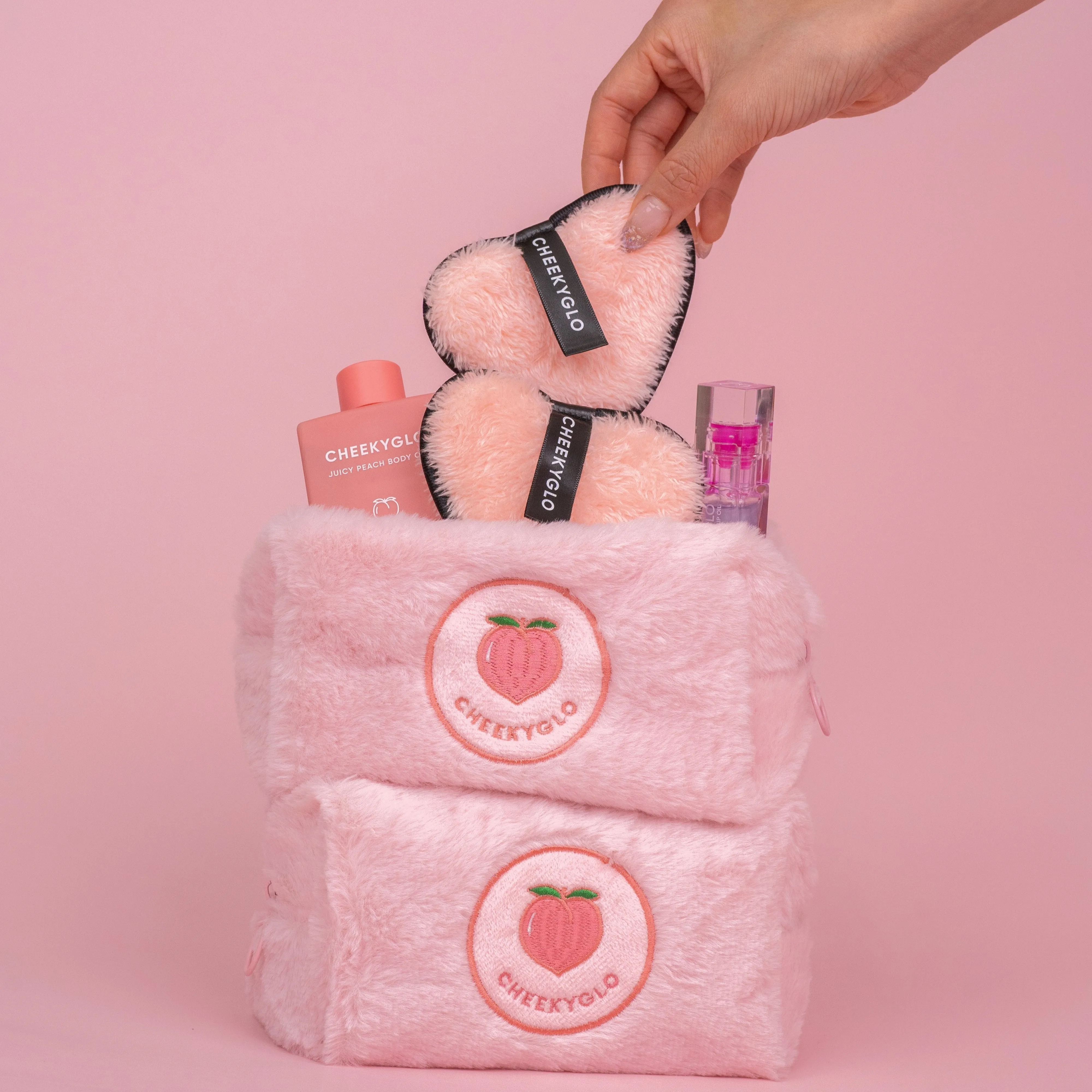 CheekyGlo Fluffy Makeup Bag