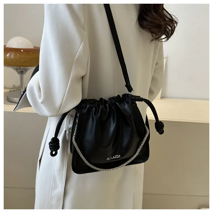 CL1129 - Retro Bucket Bag