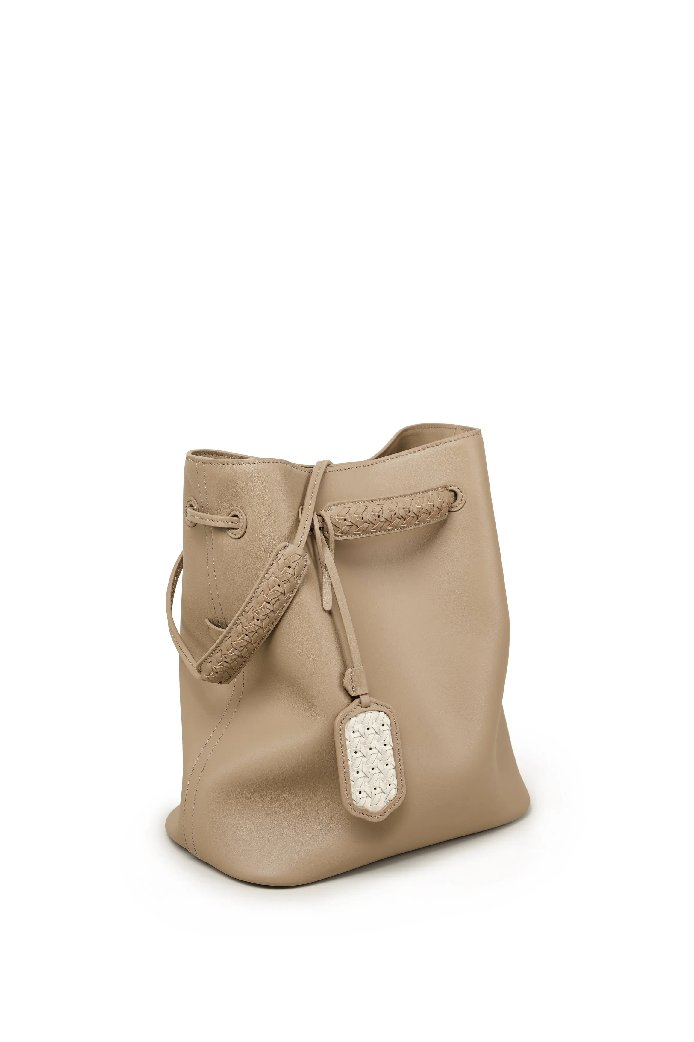 Elegant Bamboo Weaving Leather Bucket Bag