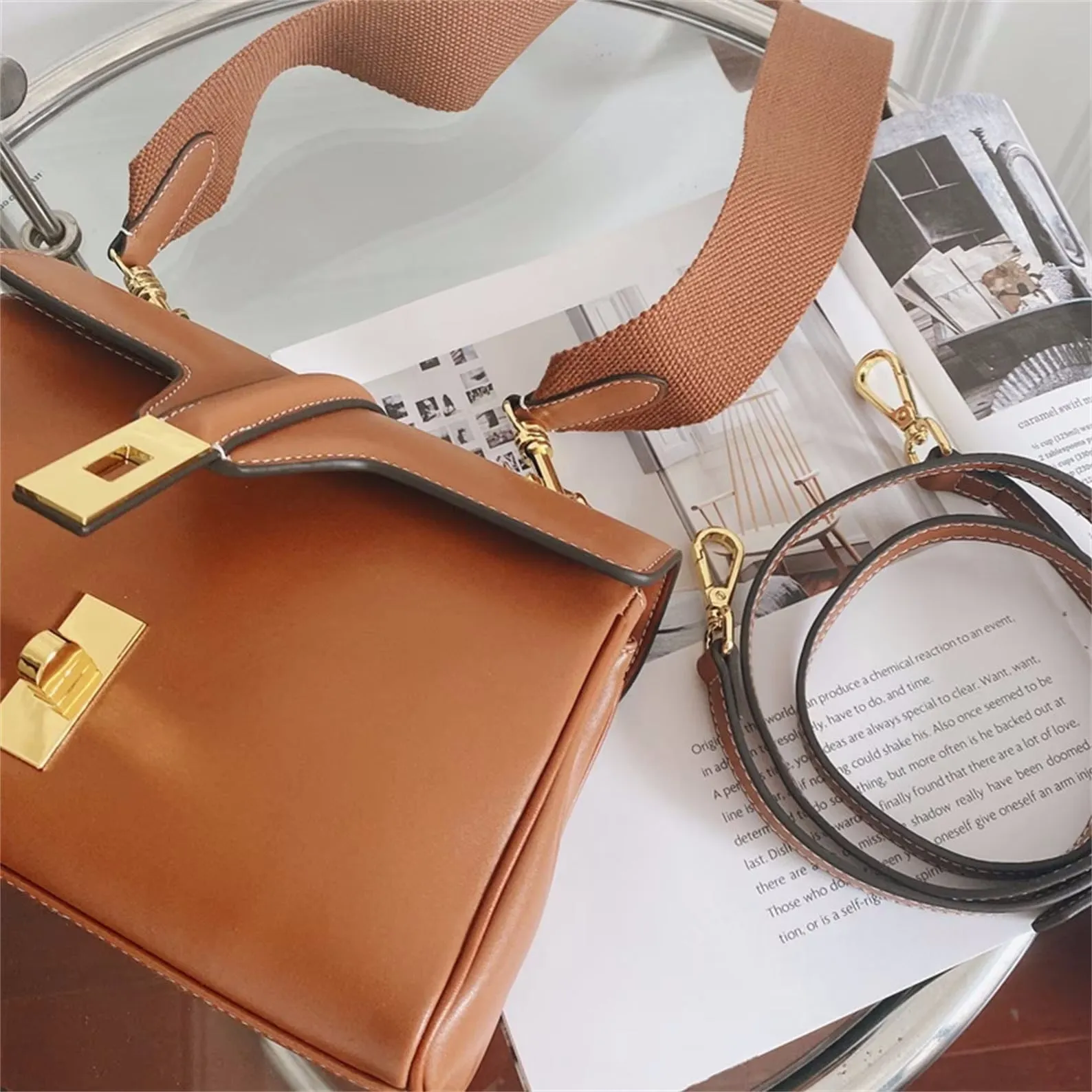 Full-grain Leather Bucket bag