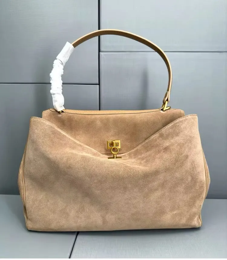 Handmade Genuine Leather Women's Handbag – This Year's Must-Have Trend