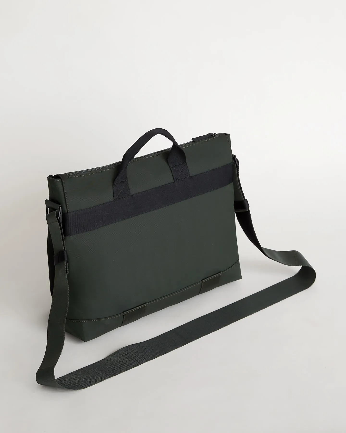 Kallman Messenger Bag