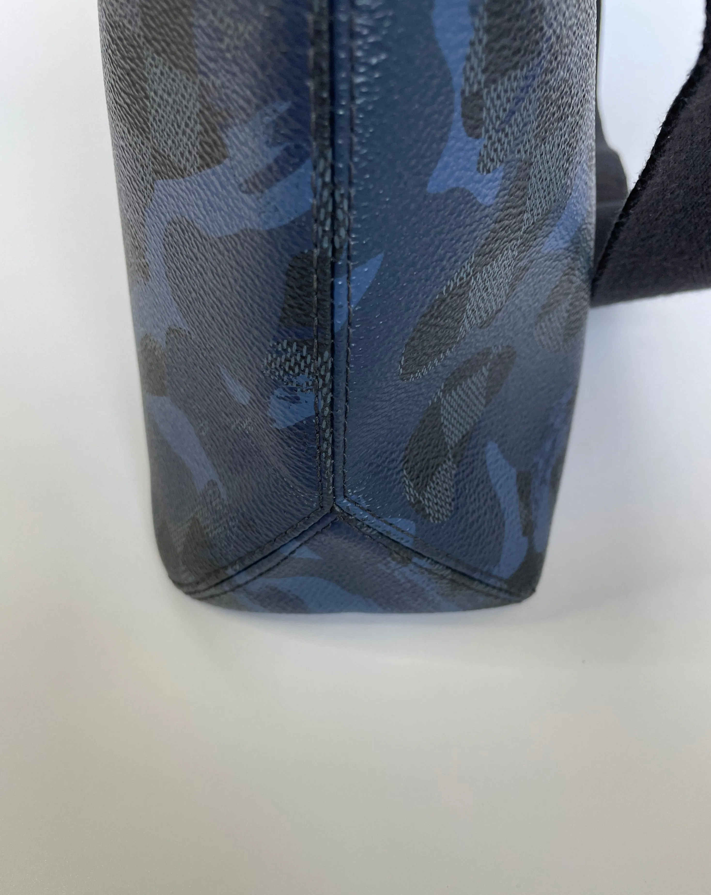 LOUIS VUITTON | HUNTER CAMO DAMIER | COBALT