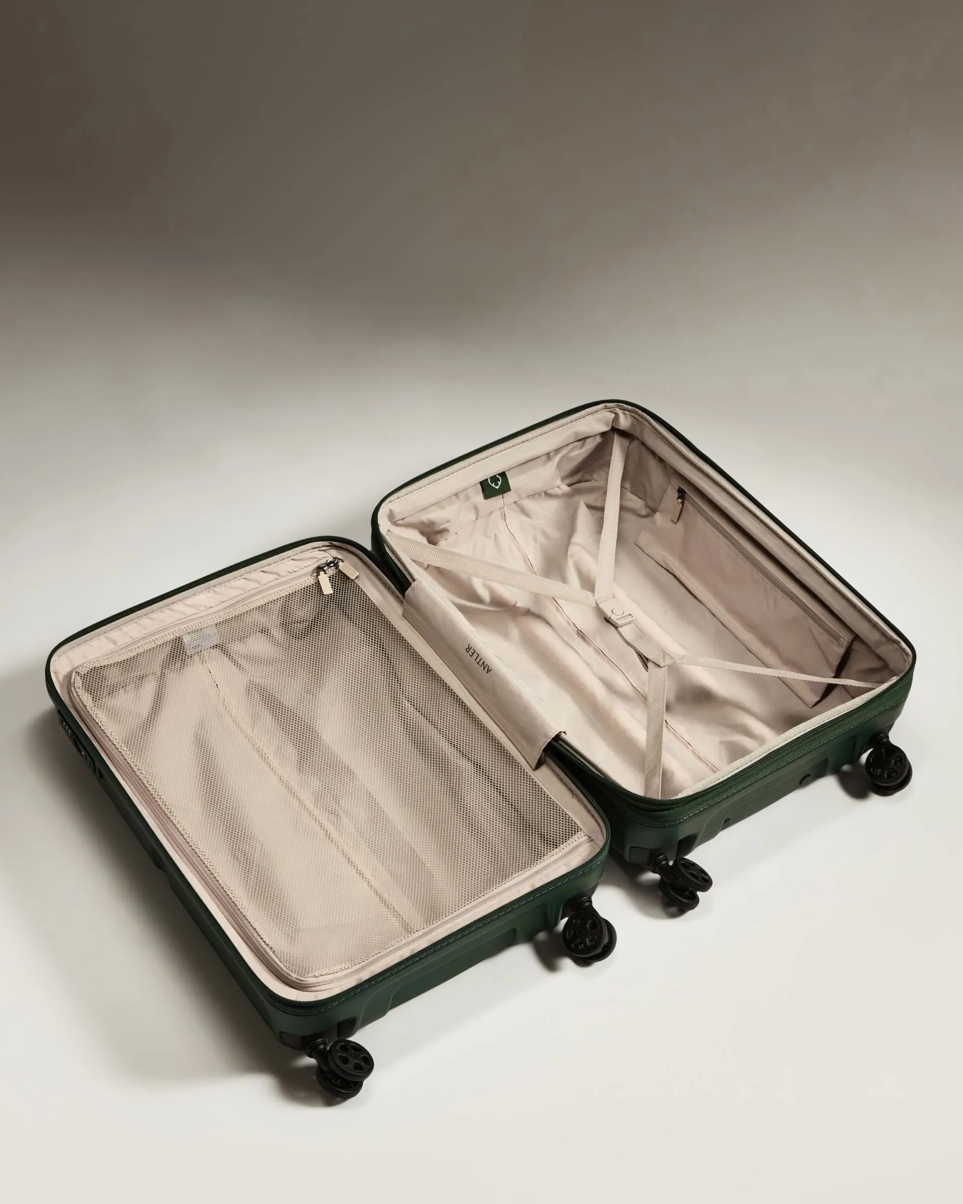 Medium Suitcase in Antler Green - Single Stripe