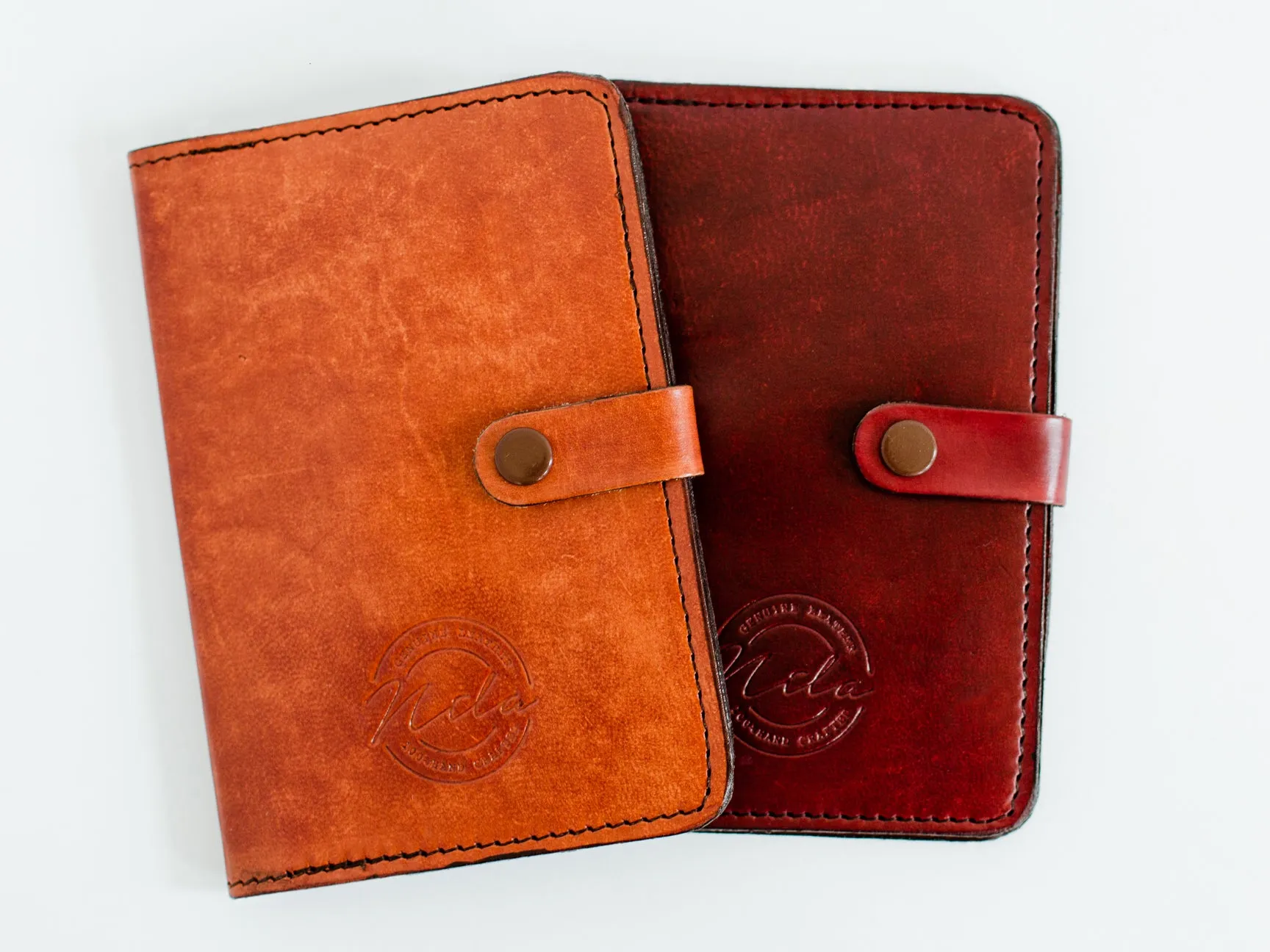 Nila Passport Holder