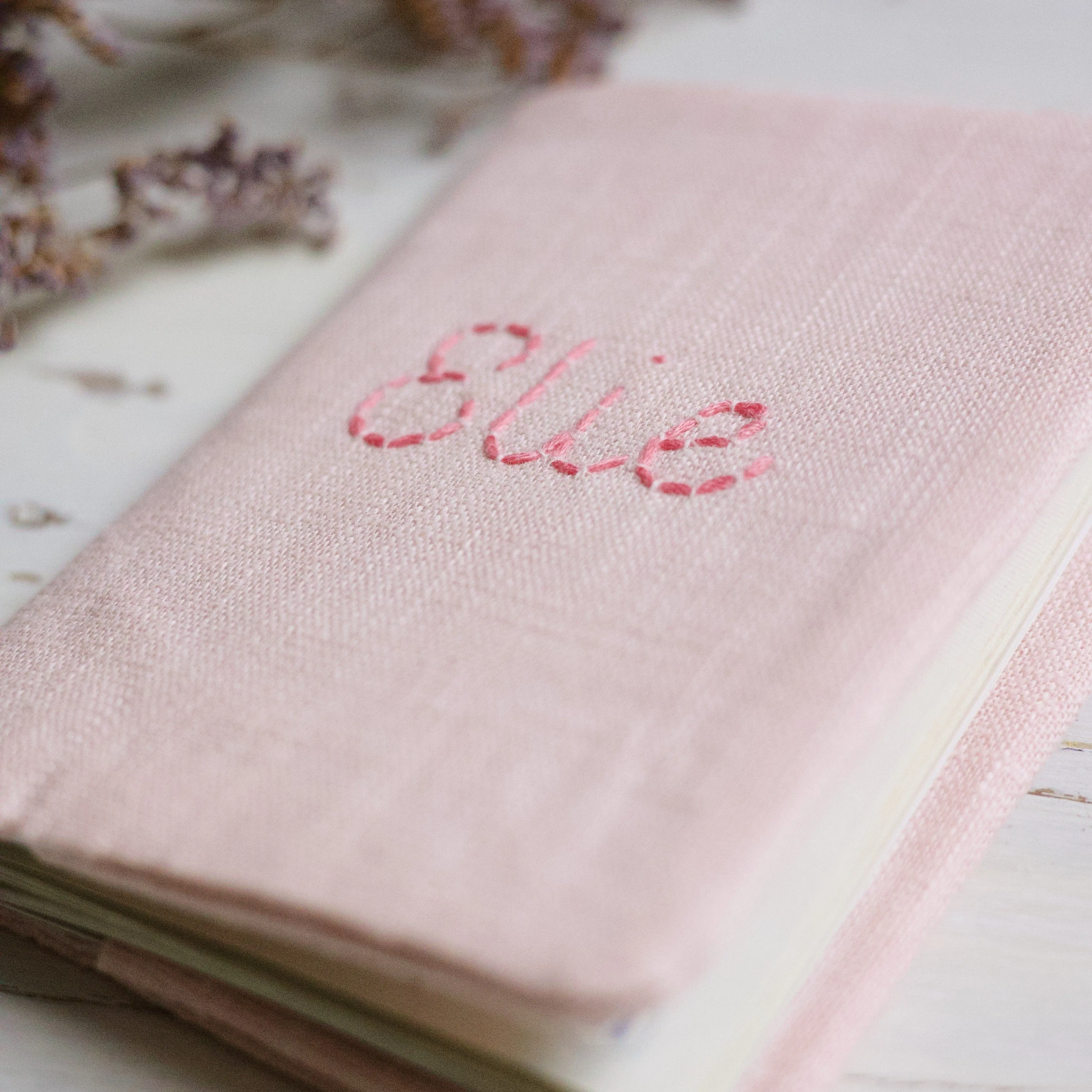 Passport holder - Pink Linen