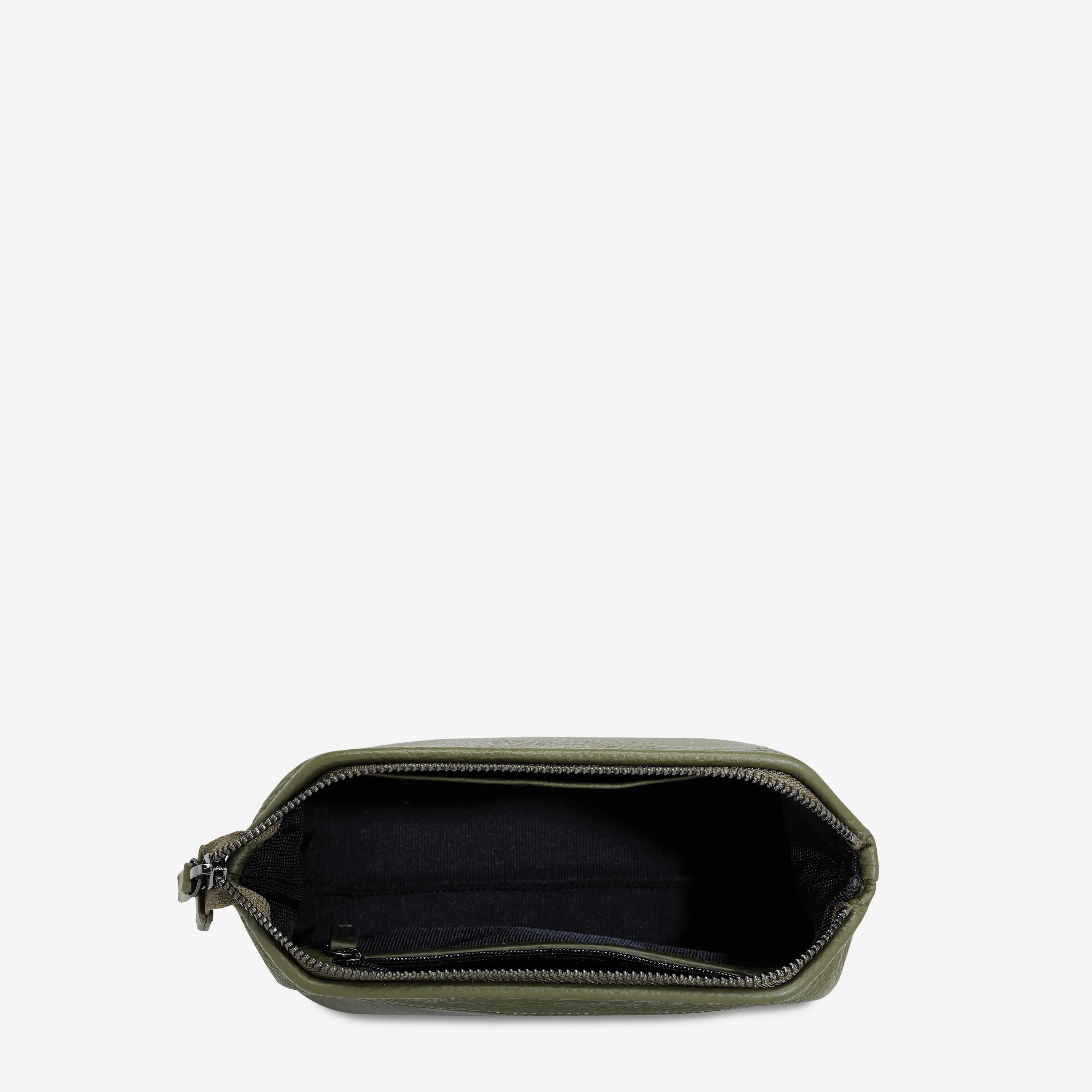 Thinking Of A Place Toiletry Bag - Khaki