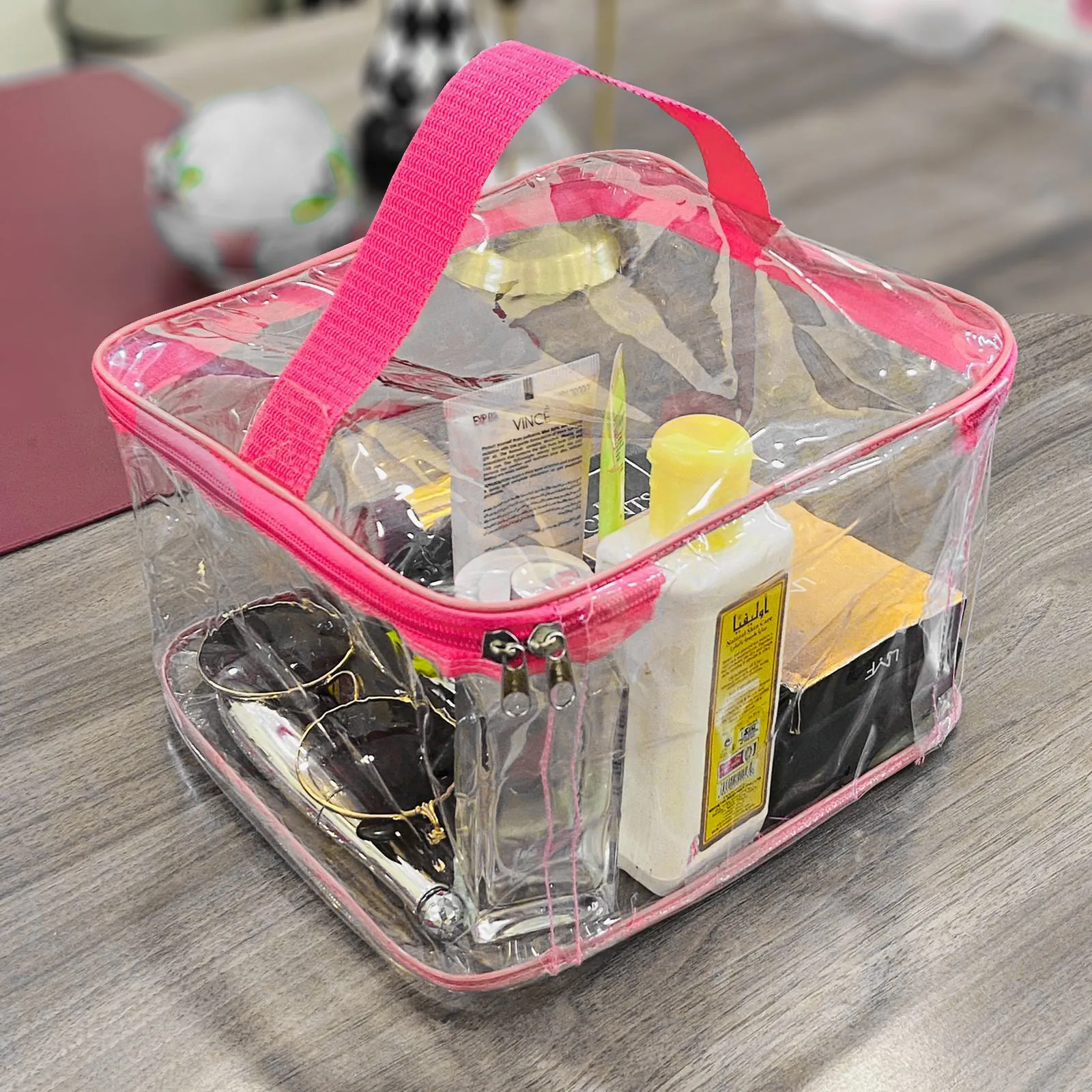 Travel Clear Cosmetics, jewelry or makeup organizing Bag - Pink