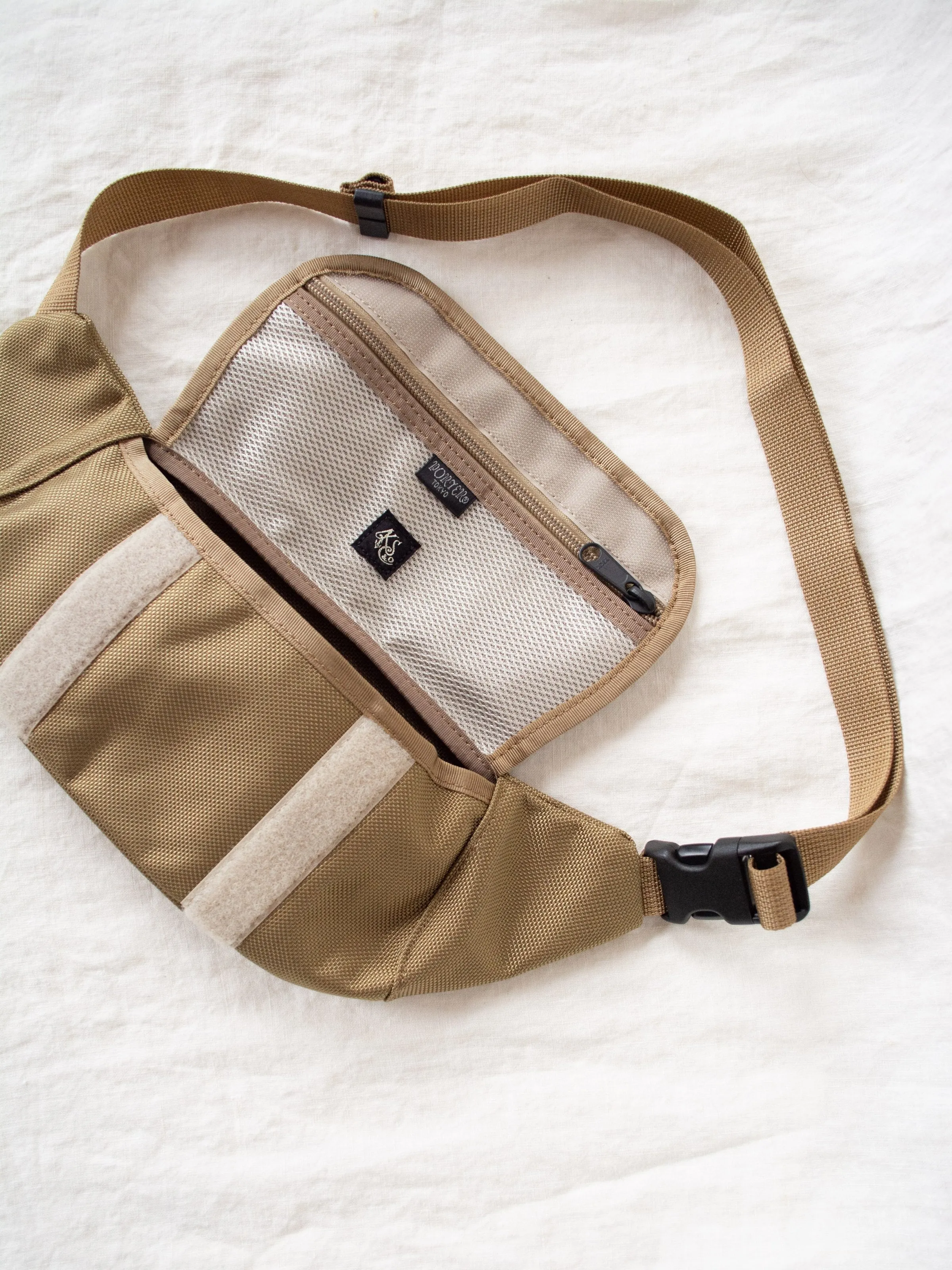 Travellers Fanny Bag - Beige