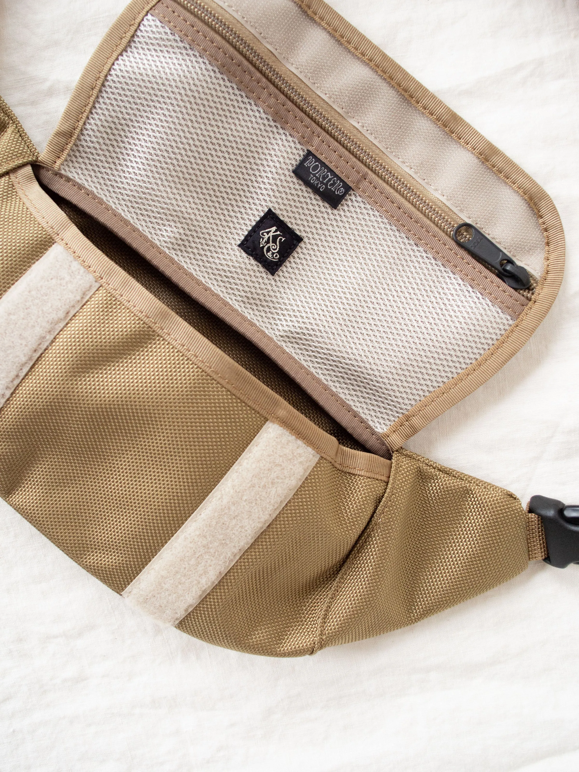 Travellers Fanny Bag - Beige