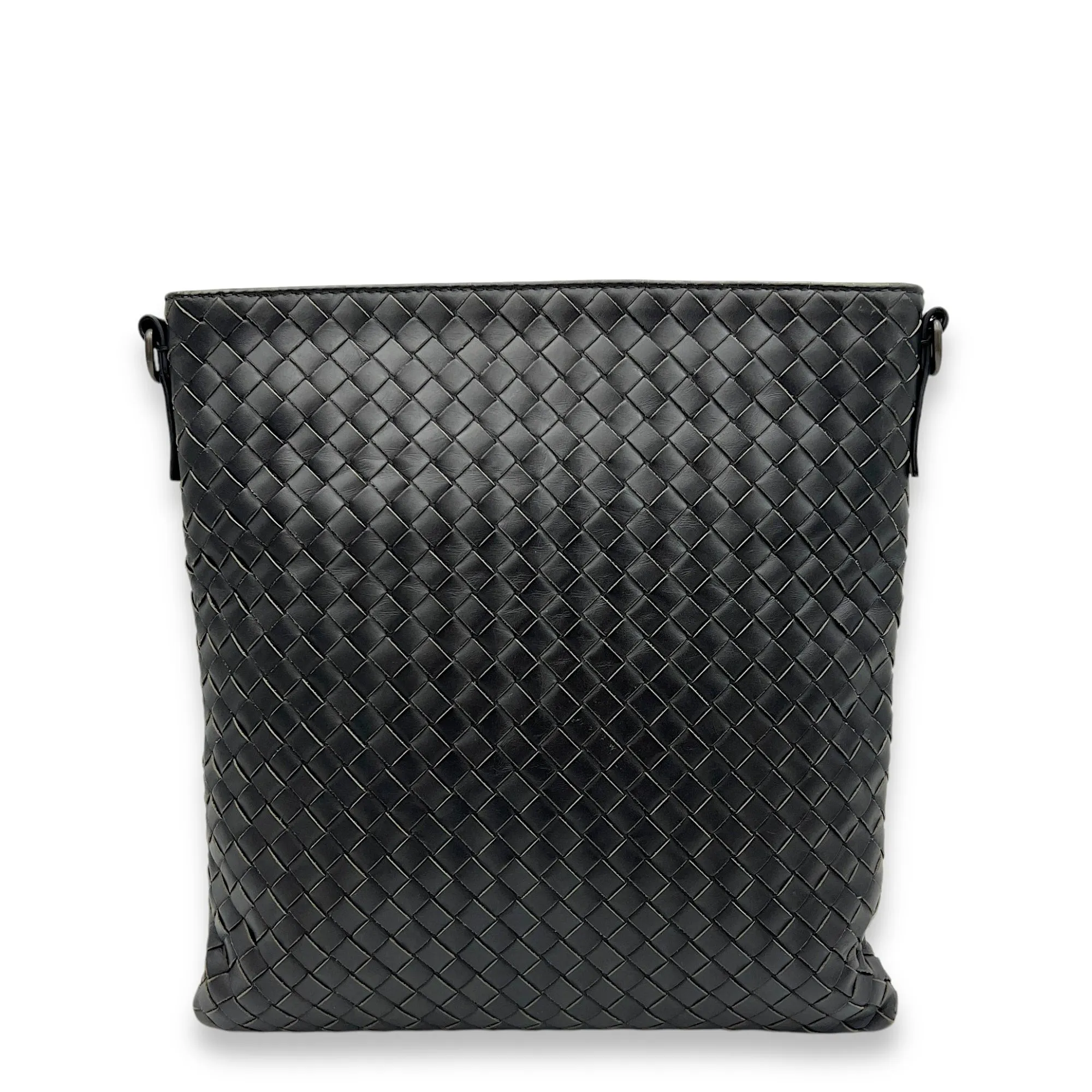 Woven Messenger bag in Intrecciato leather, Gunmetal Hardware